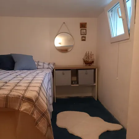 Fig Apartment