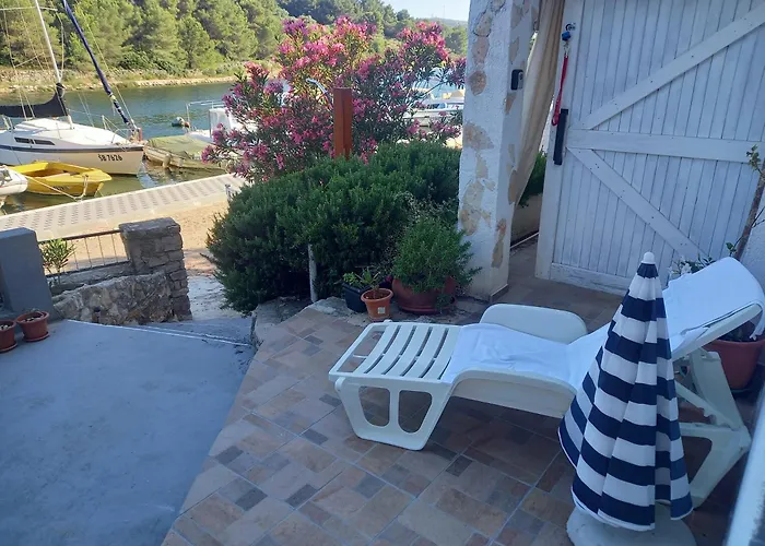 Fig Appartement Pirovac